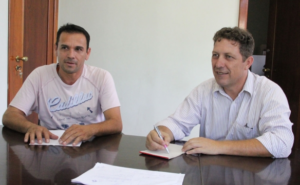 Proprietários de terrenos baldios em Foz serão multados nos próximos dias