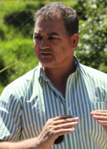 Prefeitura inicia recuperação de Estradas Rurais