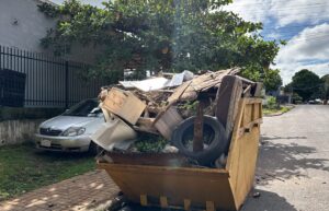 Cerca de 400 toneladas de entulhos foram recolhidas durante mutirão de limpeza e combate à dengue no bairro Morumbi