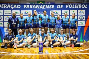 Vôlei feminino de Foz conquista ouro e prata na Copa Paraná e confirma destaque nas categorias de base