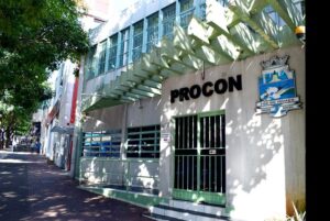 Procon de Foz intensifica fiscalização em postos e monitora variação nos preços dos combustíveis